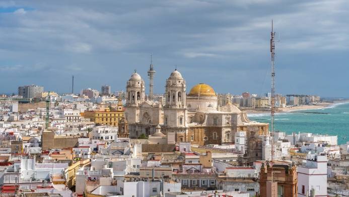 Los inversores hoteleros internacionales se interesan cada vez más por los mercados secundarios españoles