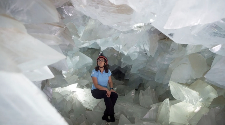 Desenterrando un gigante resplandeciente: dentro de la cueva de cristal más grande del mundo en España